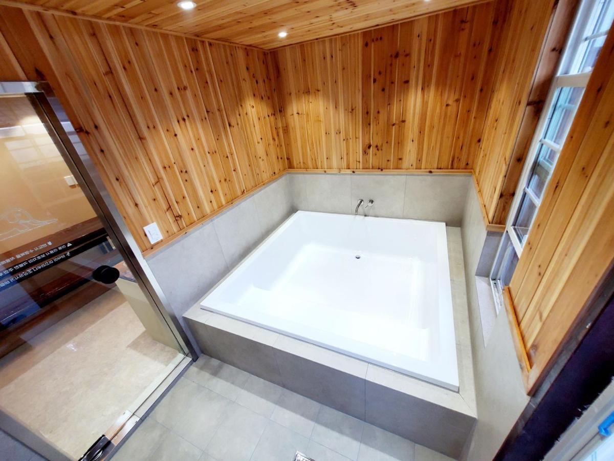 Jeonju Hanok Little Prince Екстер'єр фото